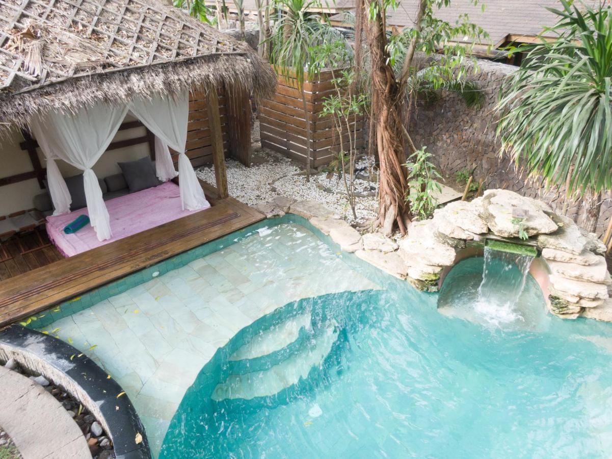 Villa Bhuvana With Private Swimming Pool Гілі-Траванган Екстер'єр фото